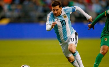 El astro del Barcelona suma tres dianas y es el máximo artillero del torneo. AP y AFP