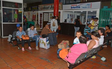 La venta de tiquetes para la temporada de vacaciones no ha tenido un buen comportamiento comparando con el mismo periodo de 2015, el poco flujo de pasajeros venezolanos ha mermado la venta de tiquetes hacia el interior de Colombia. Edinsson Figueroa