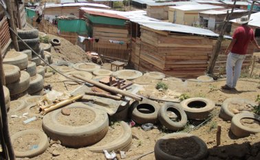 Si bien desde 2003 hasta 2013 América Latina y el Caribe experimentaron una evolución en materia de pobreza y 72 millones de personas lograron dejar atrás esta condición, la amenaza de retroceder en este aspecto está latente. Archivo
