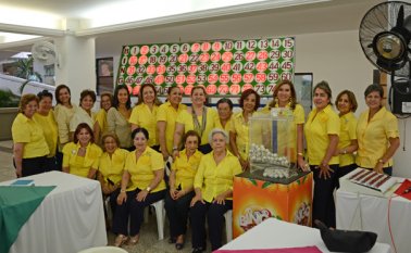 Plantas exóticas, arreglos florales, implementos de jardinería, entre otros, fueron los premios entregados. Rodrigo Sandoval