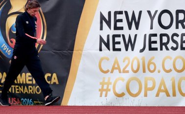 Esta clase de partidos son de mucho estudio, de análisis, que se definirá en los detalles, según Ricardo Gareca. AFP