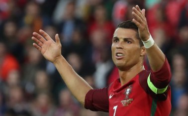 Cristiano Ronaldo se convirtió en el jugador con más partidos disputados con la selección de Portugal. AFP