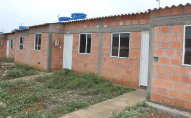 En el primer trimestre de 2016, el número de créditos para cumplir el sueño de tener casa llegó a 18.136 familias. Archivo