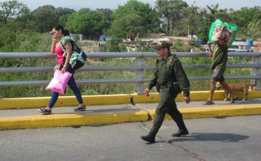 Gobernación, las alcaldías, las personerías, la Defensoría del Pueblo, e incluso las Diócesis católicas serán las encargadas de adelantar el proceso, y así garantizar la atención. Archivo