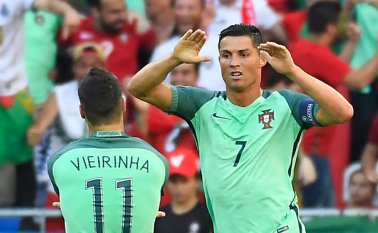 El número 7 anotó dos dianas decisivas en la segunda parte del juego, minutos 50 y 62. AFP