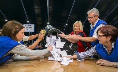 Gibraltar, como se esperaba, se inclinó abrumadoramente por el "sí": un 96%. AP