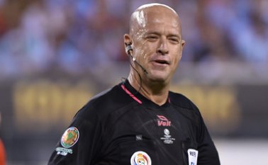 Heber Lopes, árbitro brasileño de la final de la Copa América Centenario. AFP