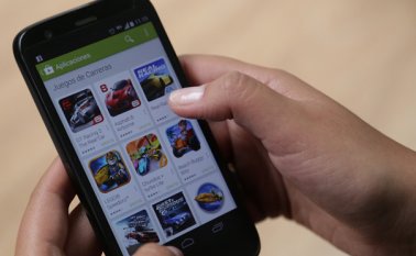 El 64 % de los hogares cuenta con conexión a la Internet en las ciduadesde más de 200 mil habitantes. Archivo