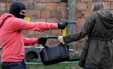 La tasa de homicidios y el nivel de crímenes violentos son los factores que más le restan competitividad social país. Colprensa