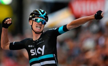 El jefe de filas de Sky superó en 13 segundos al pelotón de favoritos, en el que estaba el colombiano Nairo Quintana. AFP