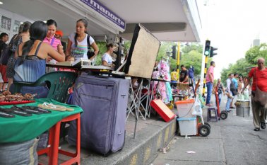 En las avenidas 5, 6 y 7 entre calles 6, 7, 8 y 9 del centro de Cúcuta es donde se presenta mayor invasión del espacio público. Cortesía