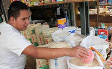 En cuanto a las regiones, un estudio indica que el porcentaje de mercado ofrecido en Villavicencio bajó en 30%, en Itagüi. Colprensa