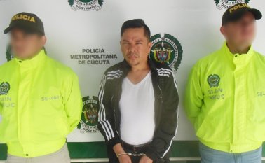 Policía