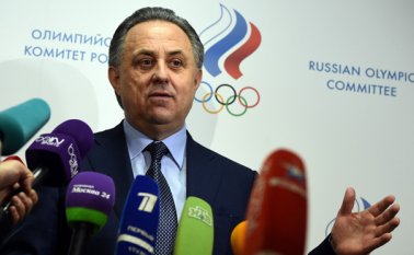 El ministro de Deportes de Rusia Vitaly Mutko, tendría la mayor responsabilidad sobre la participación de los atletas encontrados culpables en casos de dopaje. AFP