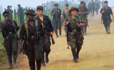 El pasado 24 de julio la directora de Derechos Humanos del Ministerio del Interior, María Paulina Riveros, y la comandante de las Farc Victoria Sandino, presentaron el Acuerdo sobre Política Especial de Género. Colprensa