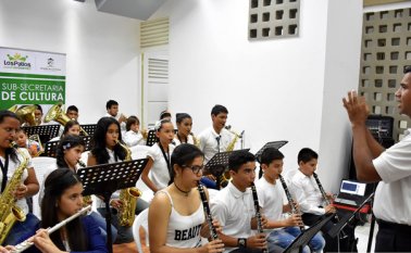 Niños y jóvenes reciben clases de formación completamente gratis. Alcaldía de Los Patios.