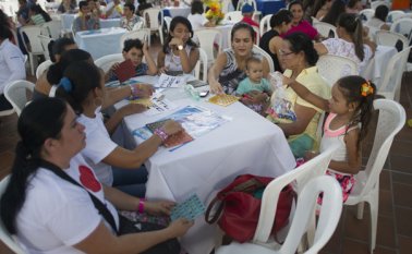 Bingo infantil a beneficio de los menores que padecen la enfermedad del cáncer. Juan Pablo Bayona