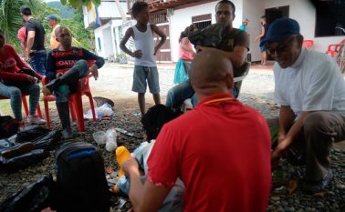 Muchos de ellos, en vez de pedir la deportación voluntaria, han optado por internarse en la zona selvática ubicada en la frontera colombo-panameña. AFP
