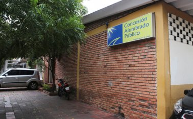 La actual concesión del alumbrado público va hasta 2017. Archivo