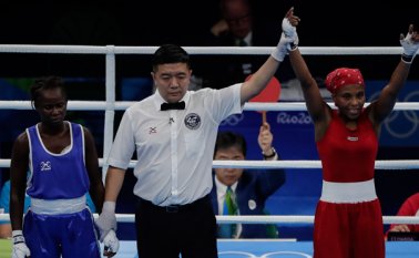 "Gracias a Dios sacamos adelante el primer combate, que se vive con tensión por el compromiso que hay de representar al país", manifestó la caucana. Colprensa