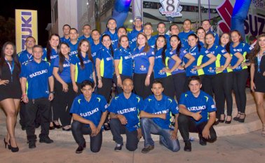 Este es el grupo de directivos, administrativos y colaboradores. Alfredo Estévez