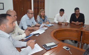 Los alcaldes de la Provincia de Ocaña buscan alternativas para saldar las deudas con Centrales Eléctricas. Javier Sarabia