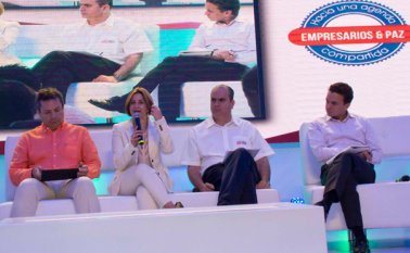 Voceros regionales y nacionales se reunieron para hablar de paz. Alfredo Estévez