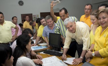 César Omar Rojas Ayala fue elegido alcalde de Cúcuta en octubre de 2015, y menos de dos meses después fue radicada la primera demanda electoral en su contra. Archivo