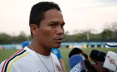 Carlos Bacca a su llegada a la concentración de la Selección Colombia. Colprensa