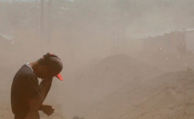 Su presencia en el cerebro sería particularmente tóxica, aunque todavía queda mucho por examinar antes de poder concluir que desempeñan un papel en el Alzheimer. Internet