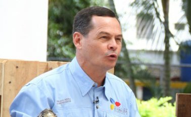 Aseguró que apoya el plebiscito propuesto por el presidente Juan Manuel Santos . Archivo