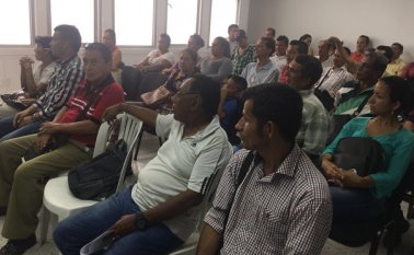 Unos 30 ediles se dieron cita en el salón del edificio Agrobancario para exponer las inquietudes de la comunidad y planificar su agenda. Colprensa