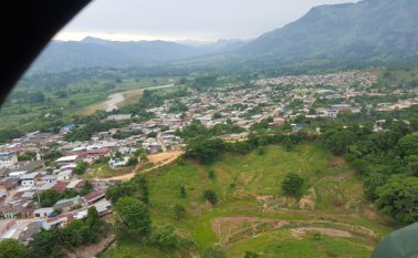 Los hombres armados le aseguraron que de no cumplir su requisito se vería comprometida la vida de su pareja. Archivo