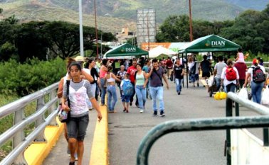 Con relación al tema del transporte de carga internacional, recientemente se realizó una reunión con los integrantes de las cámaras de comercio de la frontera para evaluar la situación. Cortesía