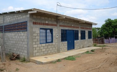 la biblioteca se construyó con el apoyo Acnur y otras agencias de cooperación internacional, entre otros. Rodrigo Sandoval