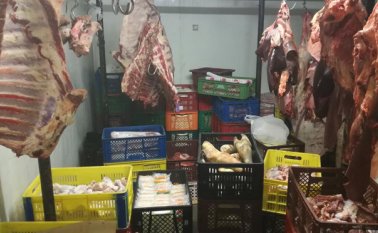 Incautaron alimentos en locales comerciales por no tener la documentación de procedencia. Cortesía