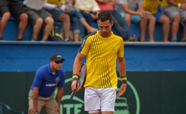 Si el pereirano gana hoy su enfrentamiento ante José Hernández igualará la serie 1-1, y quedará abierta para el duelo de dobles. Colprensa
