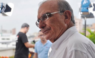 Recordado por renunciar indignado a la vicepresidencia después de que el presidente Ernesto Samper fuera acusado de ganar la presidencia en 1994 con millones de dólares en contribuciones del cartel de la cocaína de Cali. AP