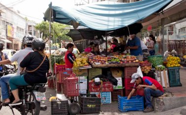 Así lucia ayer los alrededores del centro comercial Las Mercedes, a donde próximamente se trasladarán varias dependencias de la Alcaldía. Luis Alfredo Estévez