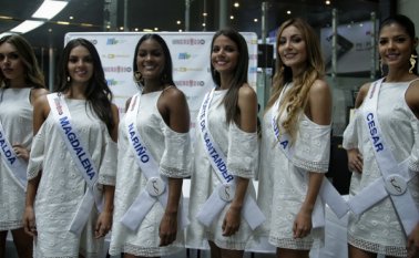 Valeria vélez parra, María Fernanda Betancur, Camila Andre Aguirre, Leidy Gimena Ropero, Natalia Andrea Perdomo Casanova y Anabella Castro Sierra viajaron a la paradisíaca isla de Aruba a la primera prueba ante el público. Colprensa