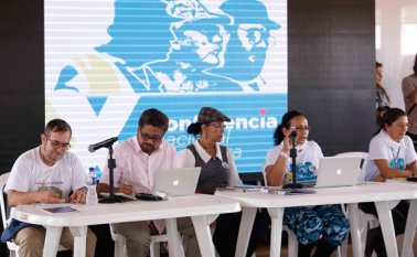 En Cartagena, "Timochenko" firmará pasado mañana con el presidente Juan Manuel Santos el acuerdo negociado durante casi cuatro años en La Habana. Colprensa