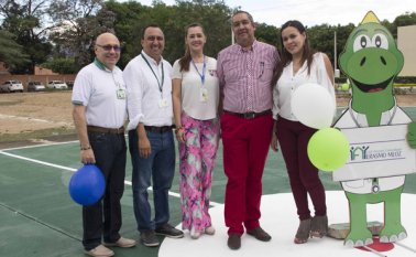 Marco Antonio Navarro, Luis Alberto Pérez, Sandra Fernanda Meneses Villamizar, Juan Agustín Ramírez Montoya, gerente del hospital y María Juliana Verdun Torres. Alfredo Estévez