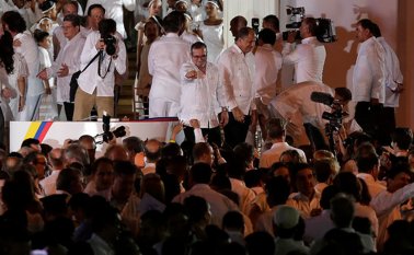 La entrega de las armas no estaba contemplada y el “fin del fin” de la guerrilla muchos menos. Colprensa