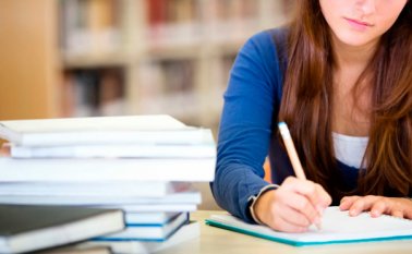 El diputado dijo que sus declaraciones se habían malinterpretado y que había decidido boicotear a los medios de comunicación. Internet | Referencial