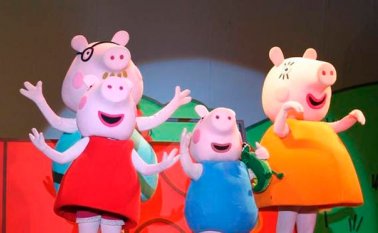 'Peppa Pig' es una serie infantil de dibujos animados creada por Neville Astley y Mark Baker hace doce años para un canal británico. Colprensa