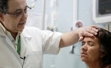 El neurólogo del hospital Erasmo Meoz, Jairo Francisco Lizarazo Niño, hizo parte de la investigación que arrojó resultados contundentes sobre el virus de Guillain-Barré. Tomada de Internet