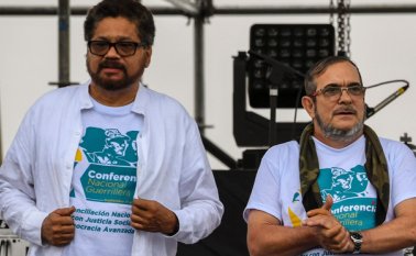 Los jefes de las Farc Iván Márquez y Timochenko reconocieron el premio que se le concedió a Santos por su trabajo en favor de la paz. Archivo