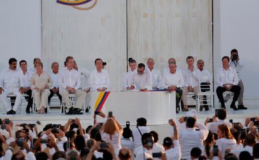 Firma del acuerdo de paz entre el gobierno y las Farc. Colprensa