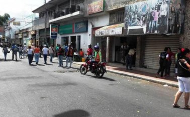 La Opinión