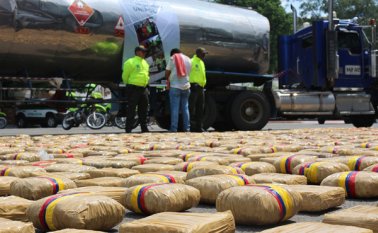 El conductor del vehículo, de 39 años, fue capturado por fabricación, tráfico o porte de estupefacientes. Cortesía